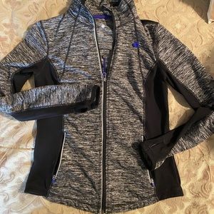 Black/Heather Active jacket w thumb holes